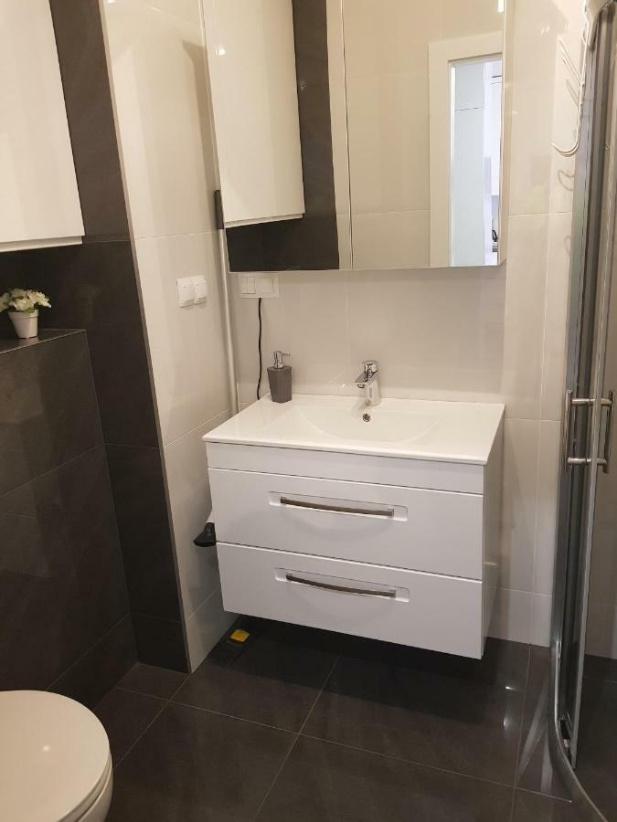 Apartamenty Blizej Morza Kasprowicza Kolobrzeg Exterior photo